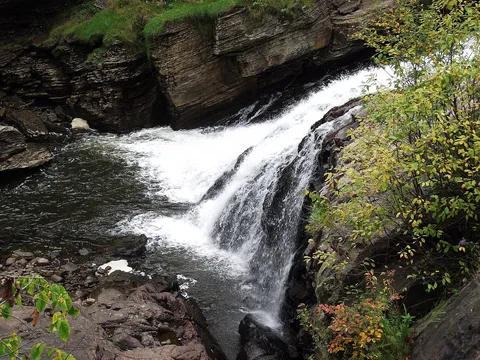 Chute Kabir Kouba et canyon de la rivière Saint-Charles à Wendake
